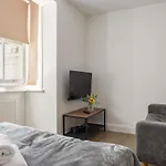 Knightsbridge Apartments - Beaufort Gardens